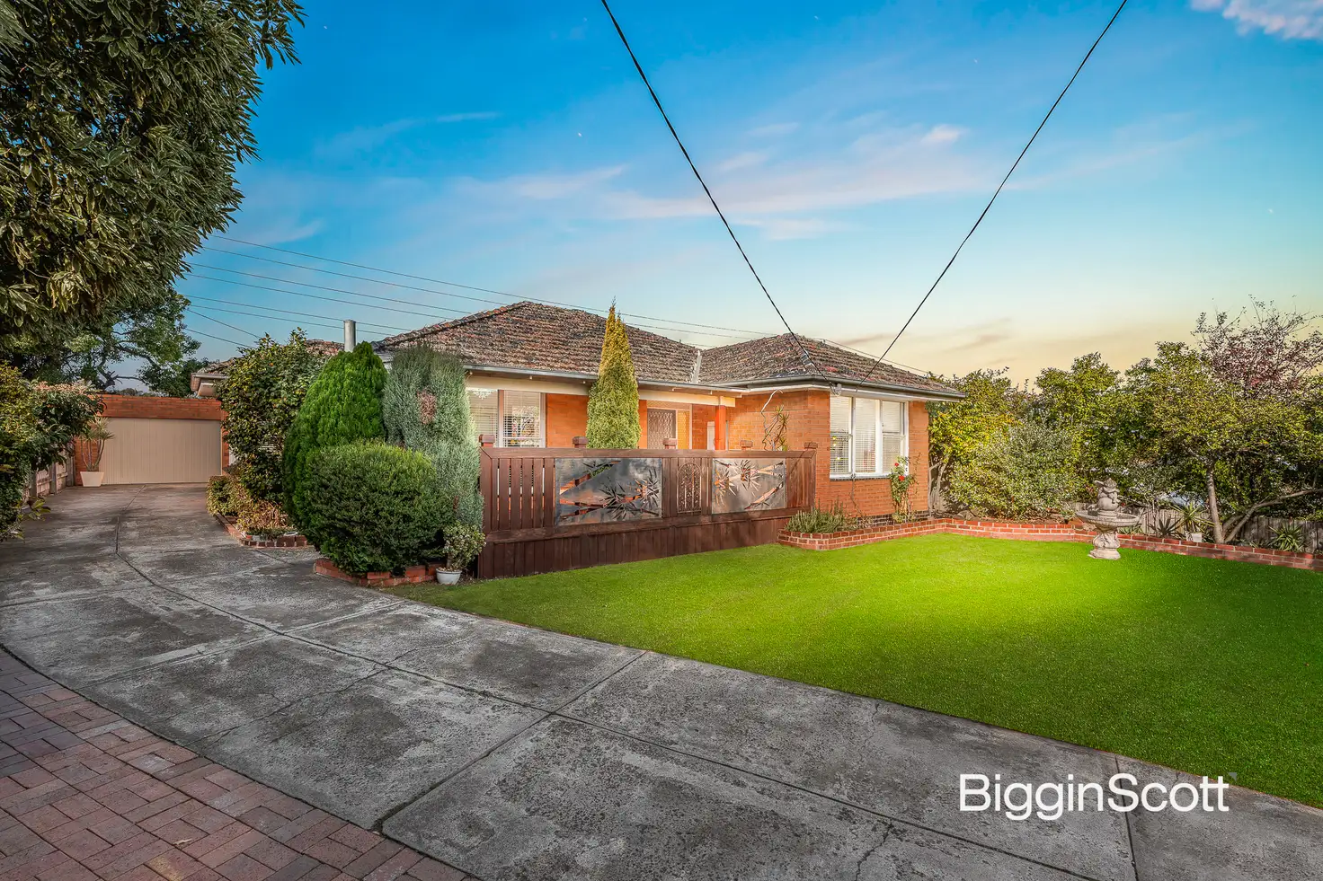 Main view of Homely house listing, 10 Risdon Drive, Notting Hill VIC 3168