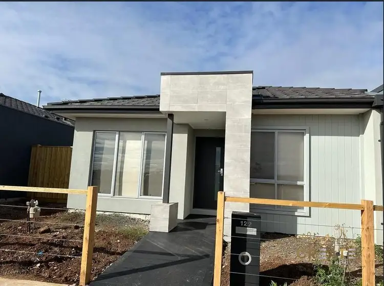 122 Fuchsia Drive, Rockbank VIC 3335