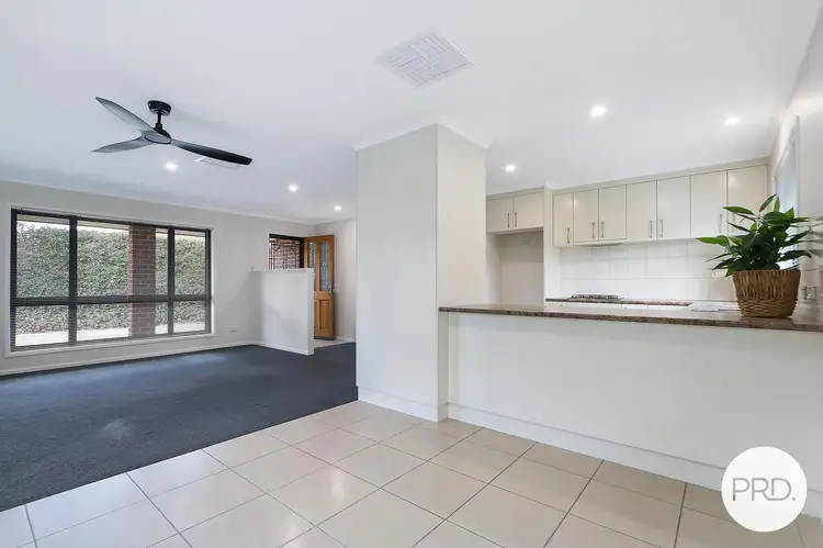 Sixth view of Homely unit listing, 1/485 Kaitlers Road, Lavington NSW 2641
