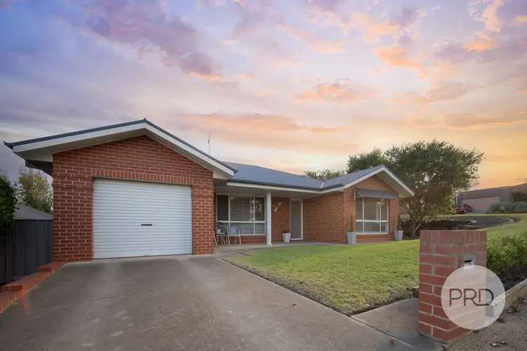 2 Wilton Street, Bourkelands NSW 2650