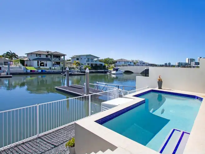 1/19 South Quay Drive, Biggera Waters QLD 4216