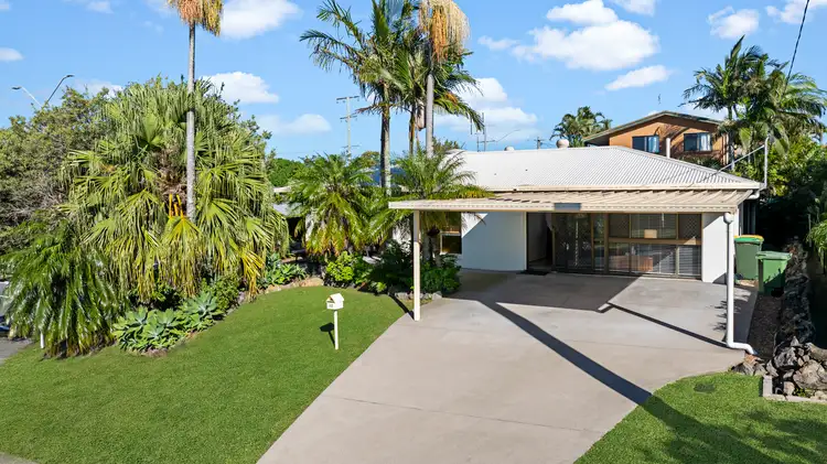 52 Coonowrin Street, Battery Hill QLD 4551