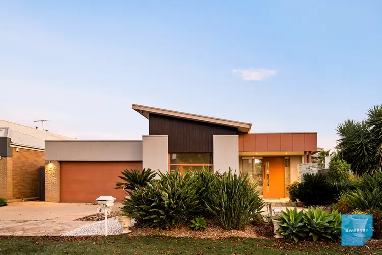 41 Gardenia Way, Caroline Springs VIC 3023