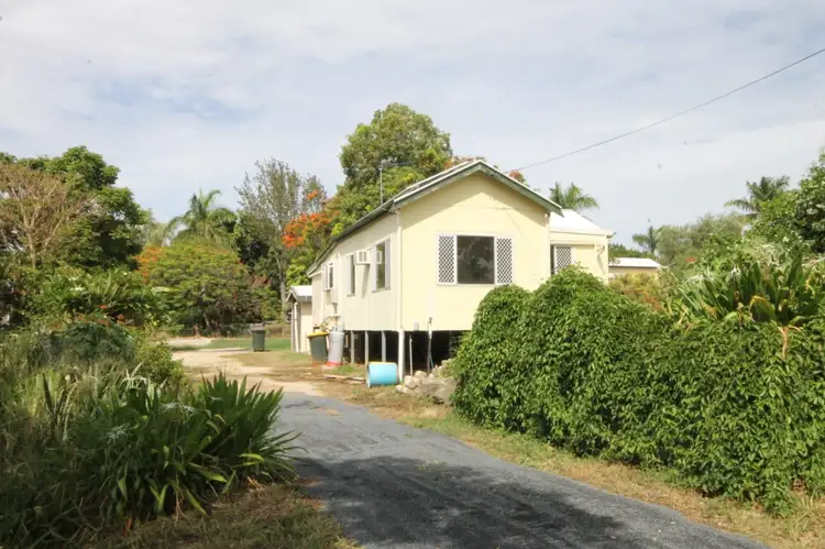26 Taylor Street, Park Avenue QLD 4701