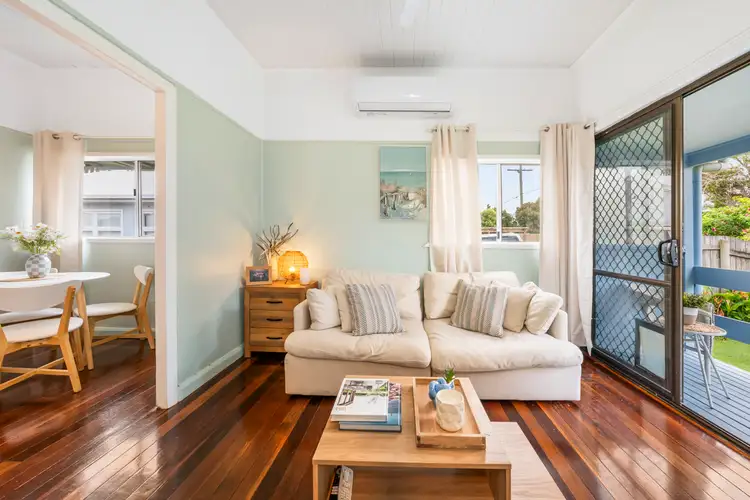 21 Murphy Street, Scarborough QLD 4020