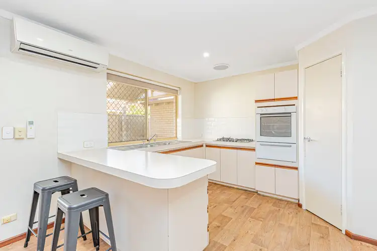 2/60 Robert Street, Como WA 6152