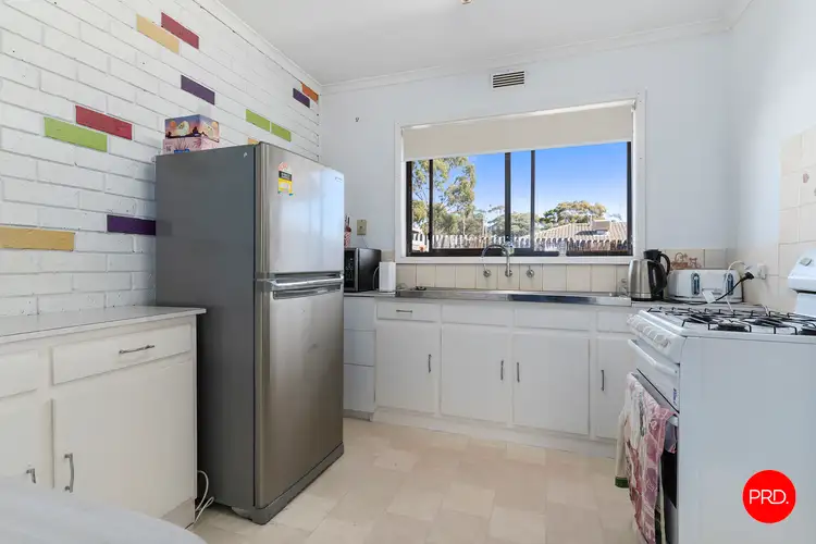 Sixth view of Homely unit listing, 3/2 Sandhurst Road, California Gully VIC 3556