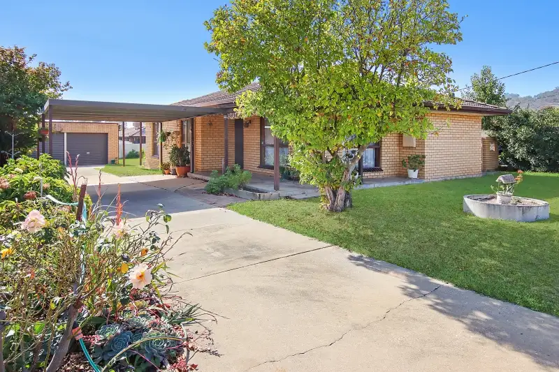 Main view of Homely house listing, 2 Hardie Court, Wodonga VIC 3690