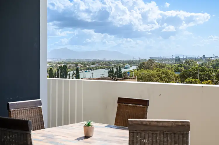 13/30 Goondoon Street, Gladstone Central QLD 4680