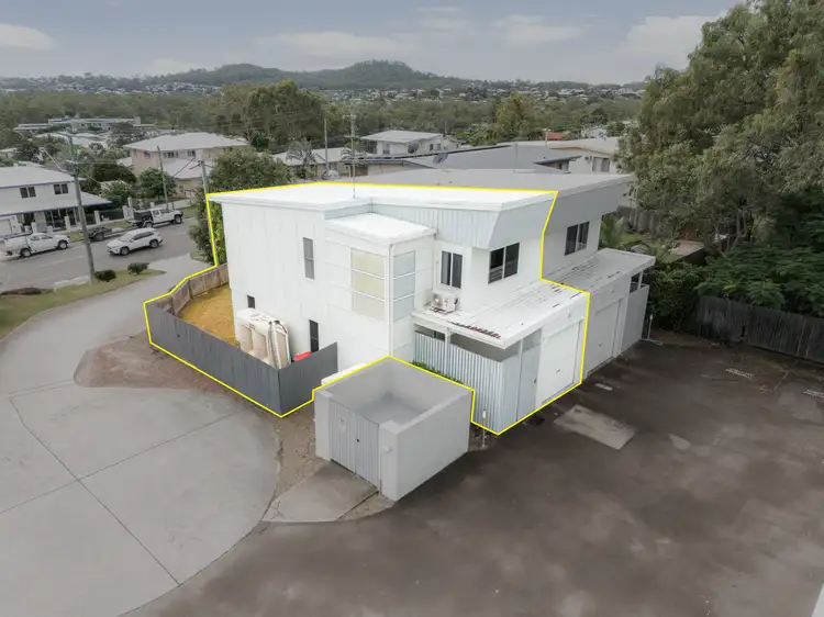 Second view of Homely townhouse listing, 11/9 Cockatoo Drive, New Auckland QLD 4680