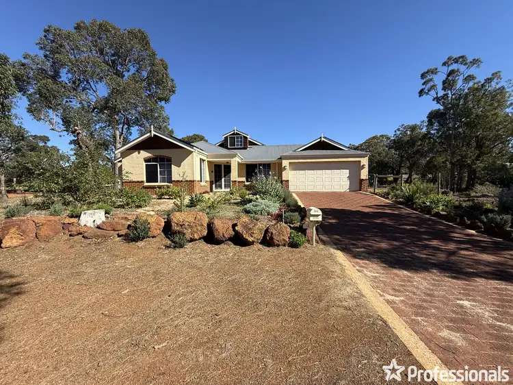15 Darling Range Drive, Bedfordale WA 6112