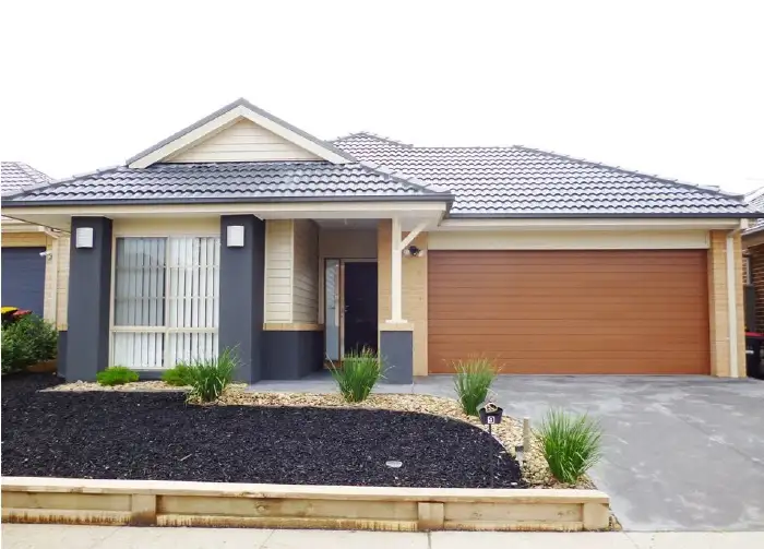 9 Rutherglen Way, Caroline Springs VIC 3023