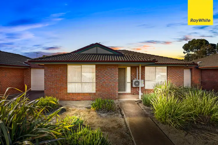 5/44A Second Avenue, Melton South VIC 3338