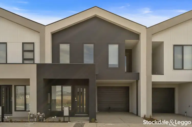 100 Farm Crescent, Donnybrook VIC 3064