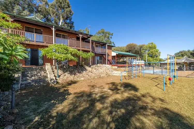 21 Talus Drive, Mount Richon WA 6112