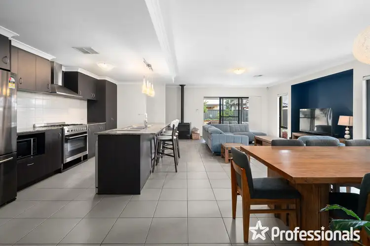 Second view of Homely house listing, 6 Bellas Circuit, Piara Waters WA 6112