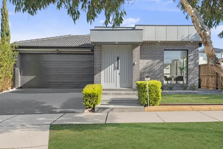 11 Bagatelle Avenue, Wollert VIC 3750