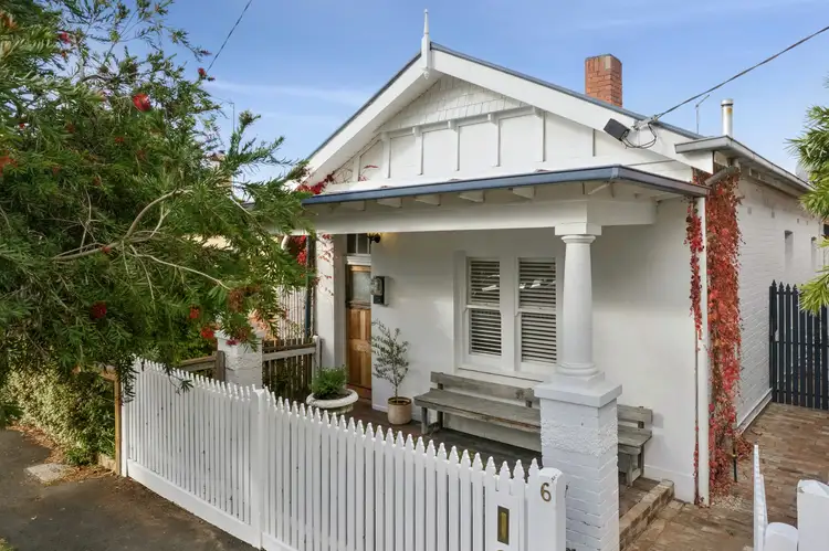 6 Bowen Street, Kyneton VIC 3444