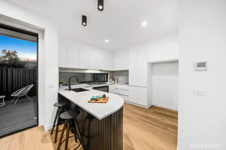 29 Maxwell Avenue, Altona North VIC 3025