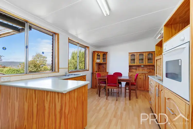 Second view of Homely house listing, 3 Sunnyside Avenue, Batlow NSW 2730