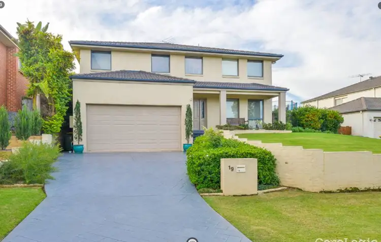 19 Strathwallen Close, Macquarie Links NSW 2565