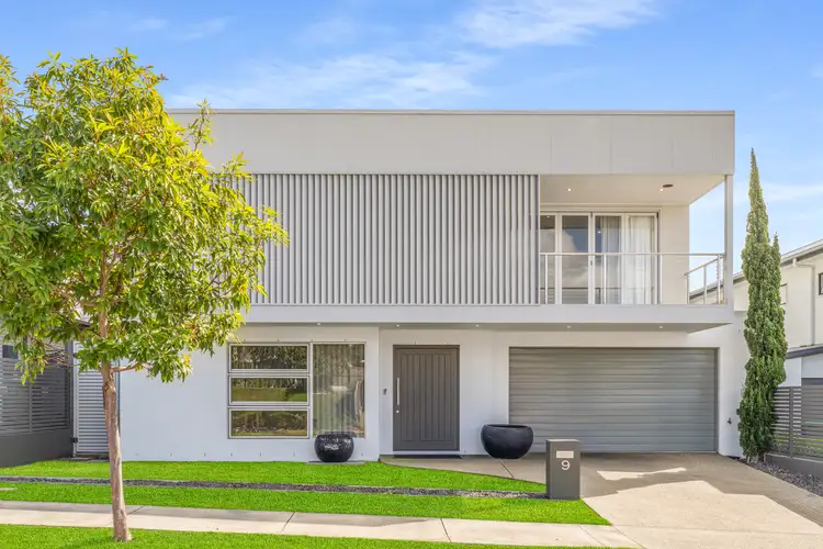 9 New York Way, Spring Mountain QLD 4300