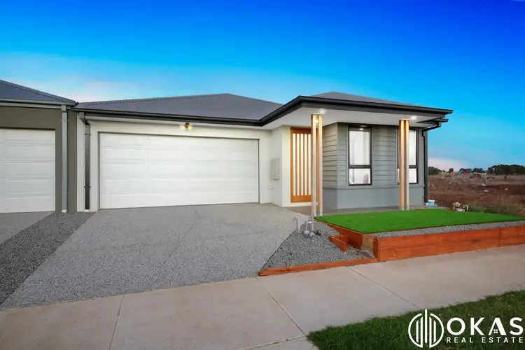 Second view of Homely house listing, 39 Timberland Drive, Tarneit VIC 3029