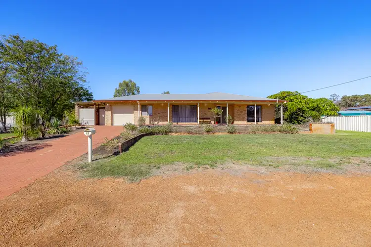 24 St Georges Avenue, Champion Lakes WA 6111