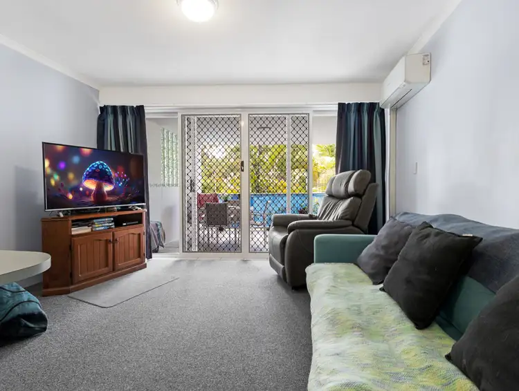 Seventh view of Homely unit listing, 10/386 Esplanade, Torquay QLD 4655