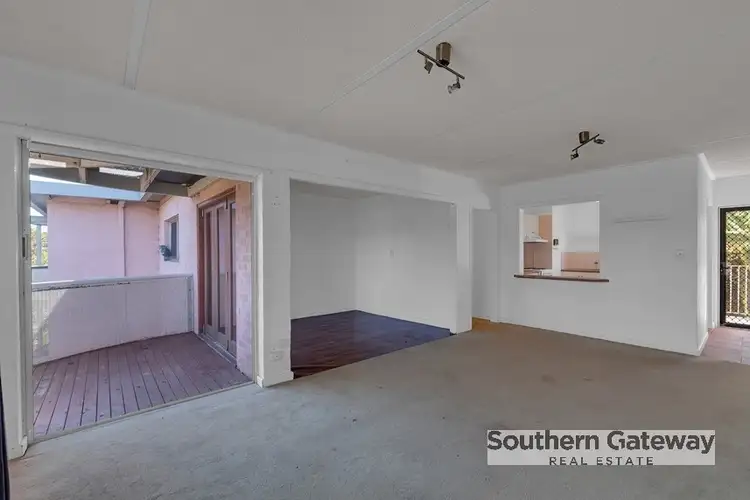 Fourth view of Homely unit listing, 18/4 Canham Way, Orelia WA 6167