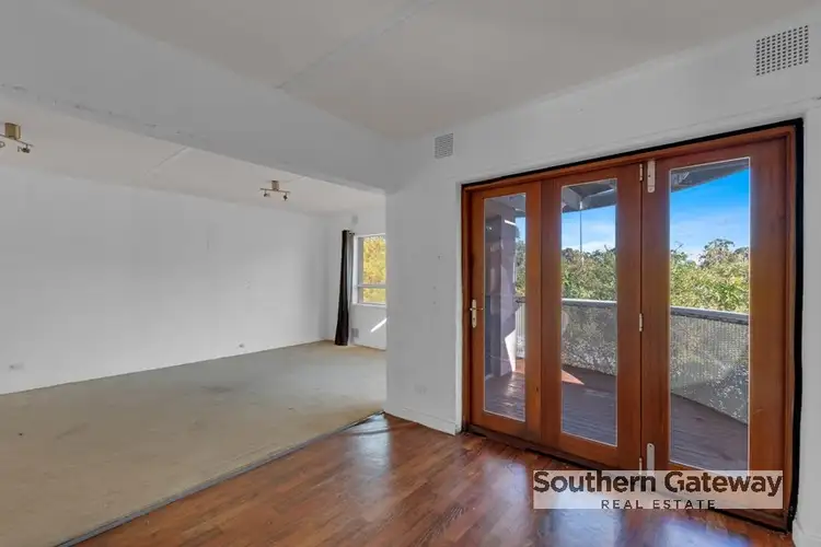 Fifth view of Homely unit listing, 18/4 Canham Way, Orelia WA 6167