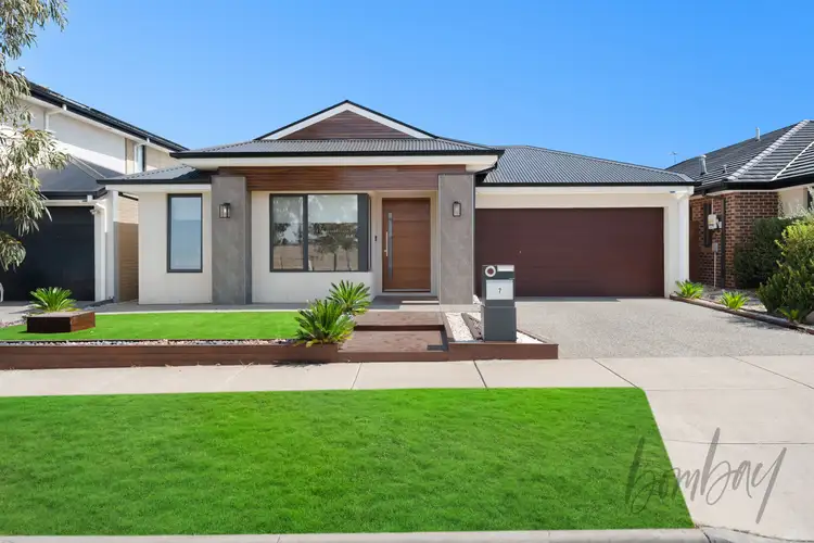 7 Oriel Road, Donnybrook VIC 3064