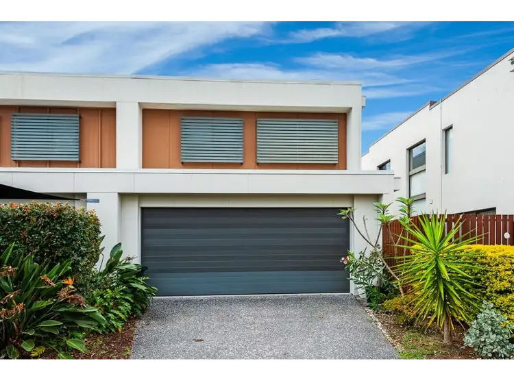 12 La Savina Drive, Coombabah QLD 4216