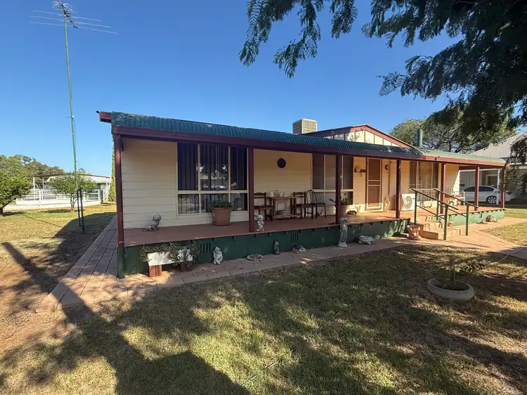 4 Gobondery Street, Trundle NSW 2875