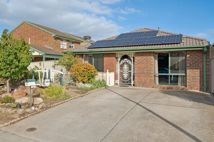 35 Arnold Drive, Mitchell Park SA 5043