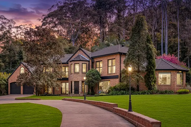 16 Blue Gum Close, Matcham NSW 2250