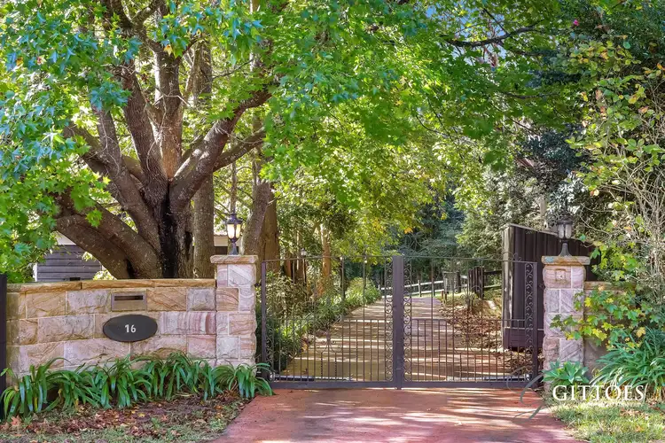 16 Blue Gum Close, Matcham NSW 2250