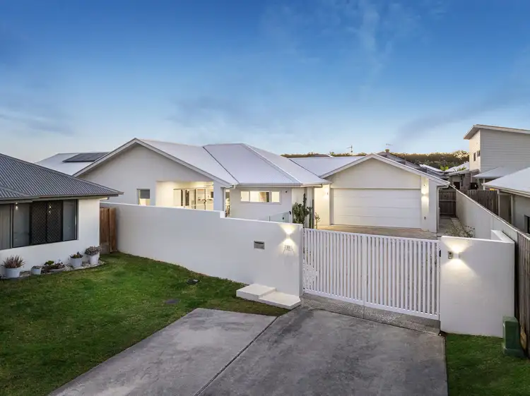 18 Sitella Place, Palmview QLD 4553