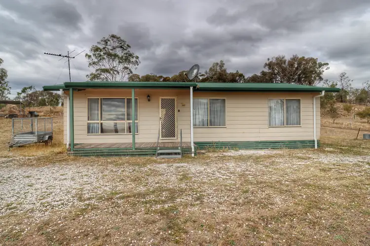 1174 Pine Mount Road, Woodstock NSW 2793