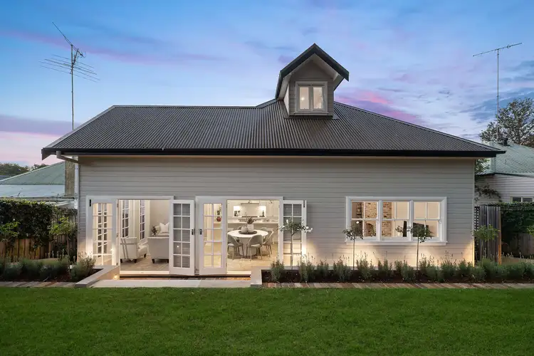 11 Nursery Street, Hornsby NSW 2077