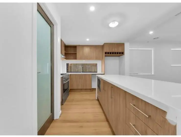 7 Acres Road, Donnybrook VIC 3064