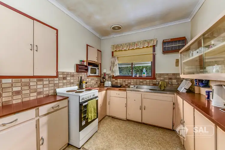 Fourth view of Homely house listing, 17 De Courcey Street, Bordertown SA 5268