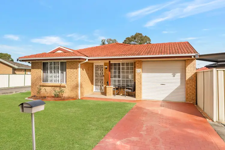 1/4 Tanami Close, Wakeley NSW 2176