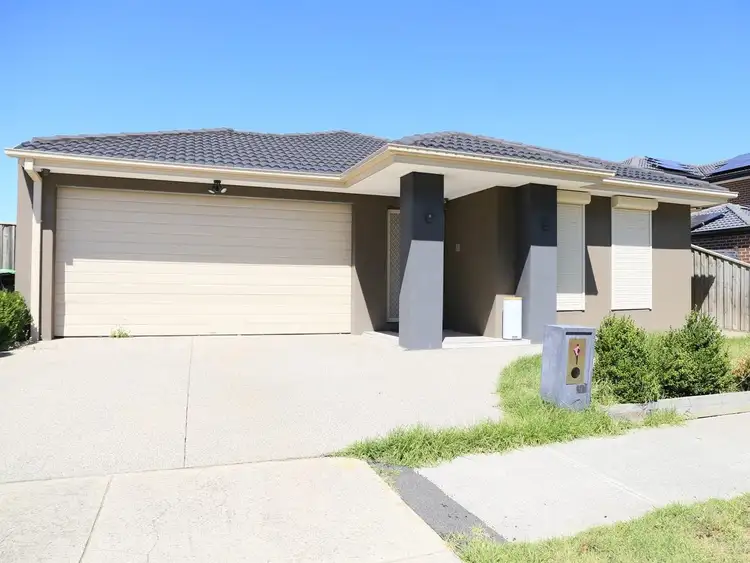 57 Selkirk  Way, Mickleham VIC 3064