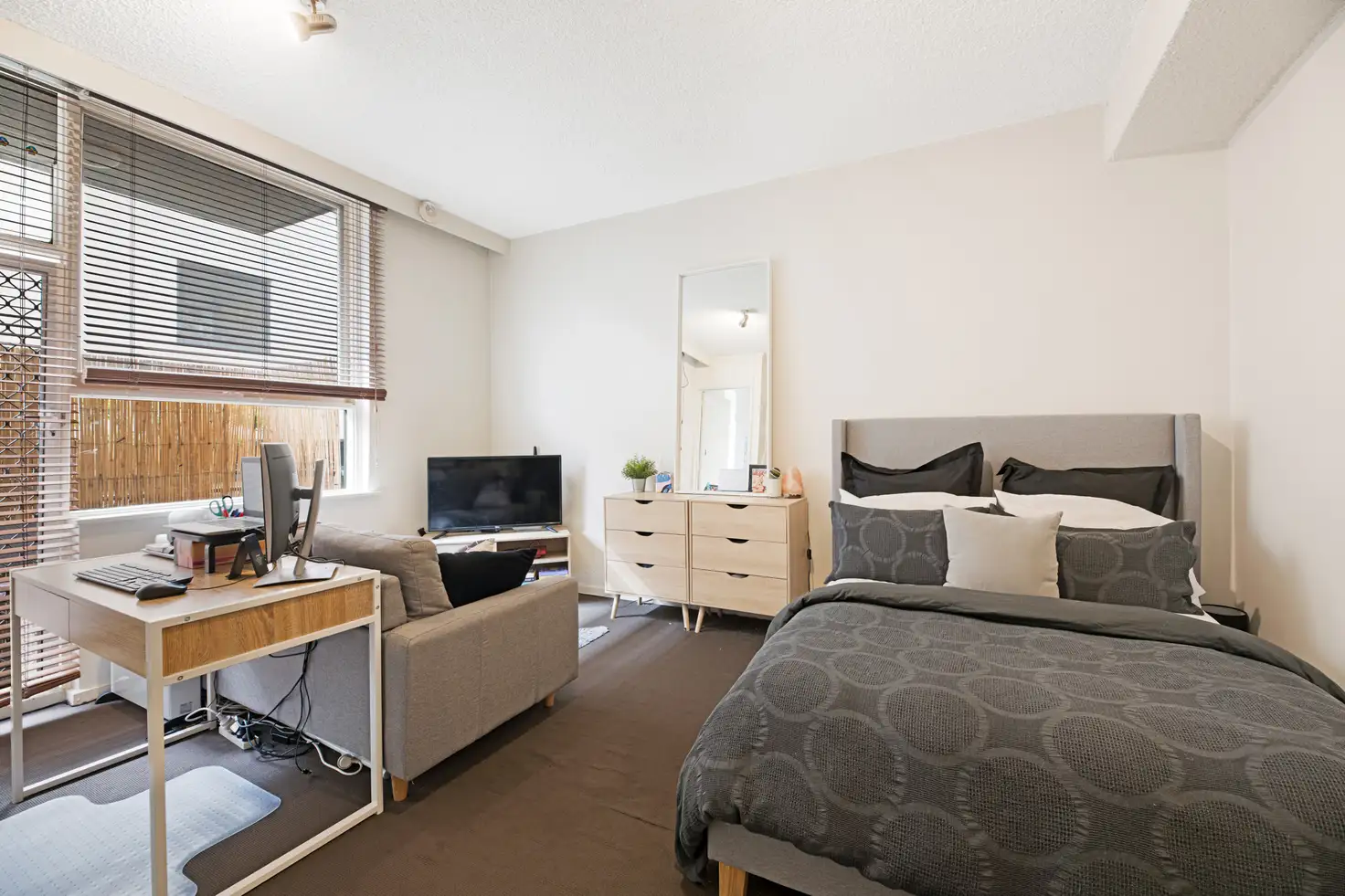 Main view of Homely studio listing, 5/92 Grey Street, St Kilda VIC 3182