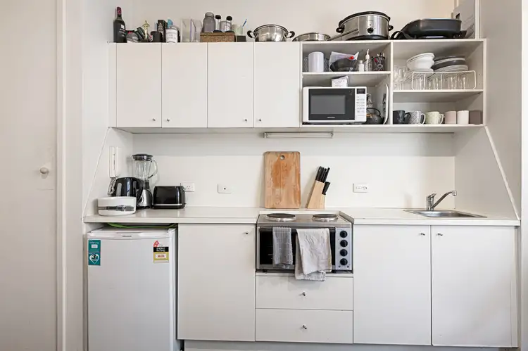Fifth view of Homely studio listing, 5/92 Grey Street, St Kilda VIC 3182