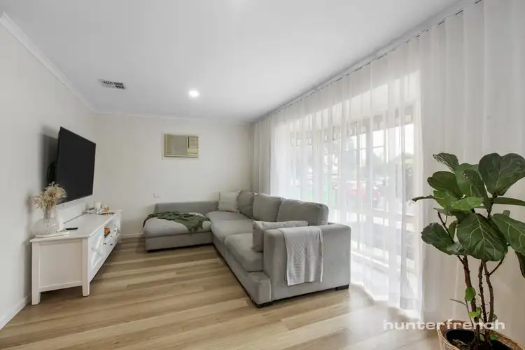 Fifth view of Homely house listing, 17 Oakes Court, Altona Meadows VIC 3028