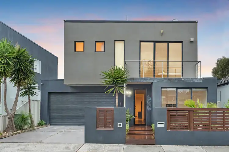 31 Mosman Way, Craigieburn VIC 3064