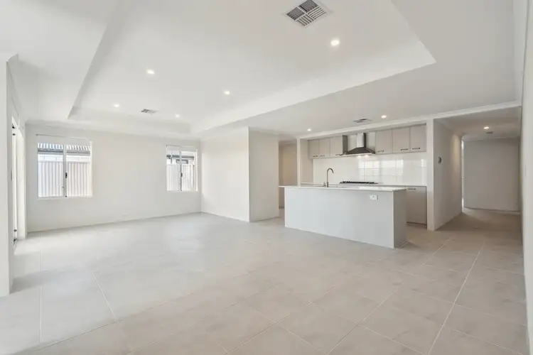 28 Hopetoun Drive, Eglinton WA 6034