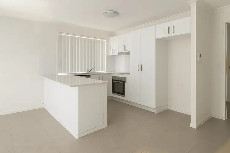 2/25 Chestnut Crescent, Caloundra West QLD 4551